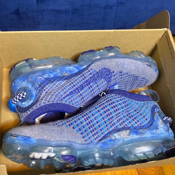 stone blue vapor max